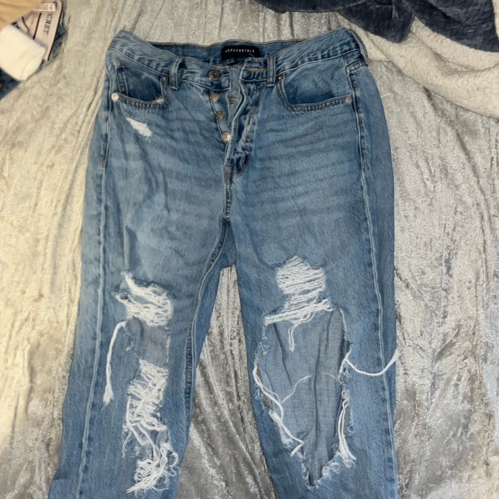 Cutie ripped jeans